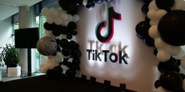 ТикТок для бизнеса: как продвигать компанию в соц-сети TikTok